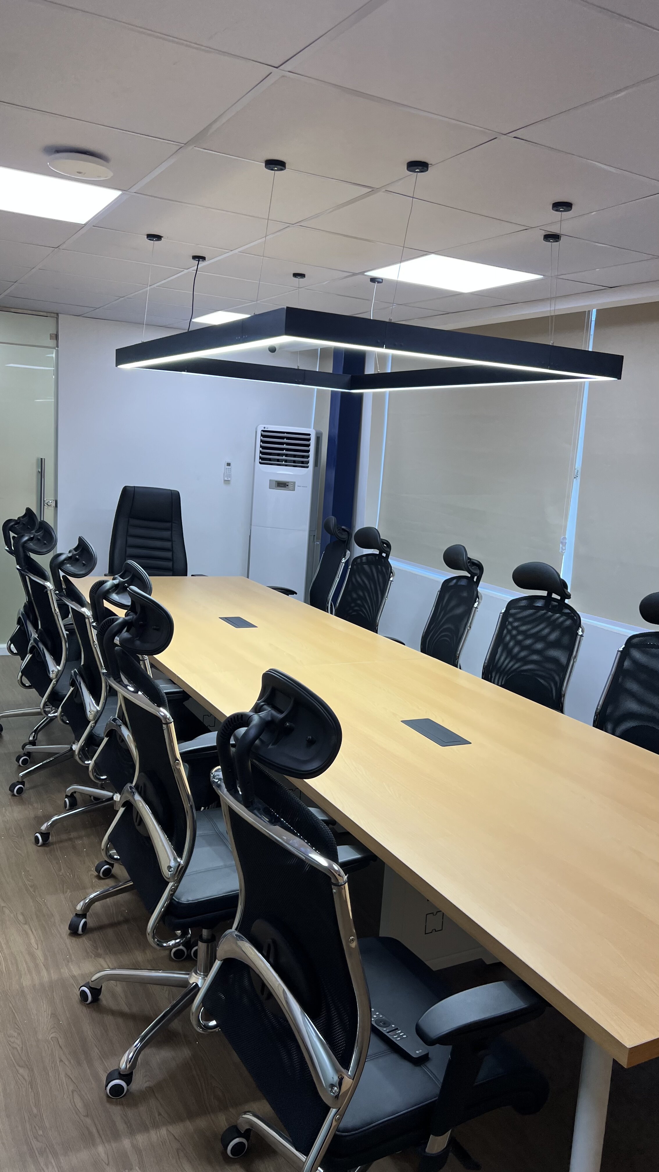 Finished office interior by Elixir Lotanna